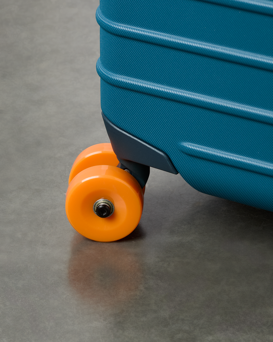 Coraza Suitcase - Carry On - Image 13
